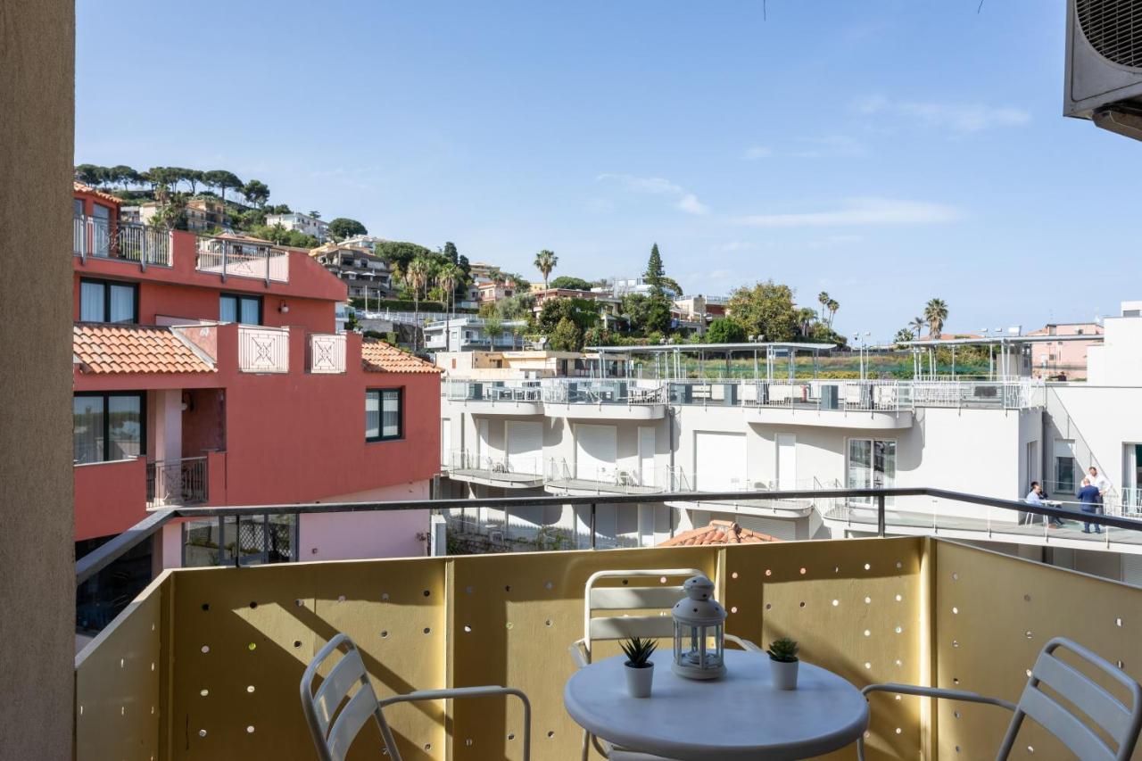 Aci Castello Seaview Apartment With Parking Экстерьер фото