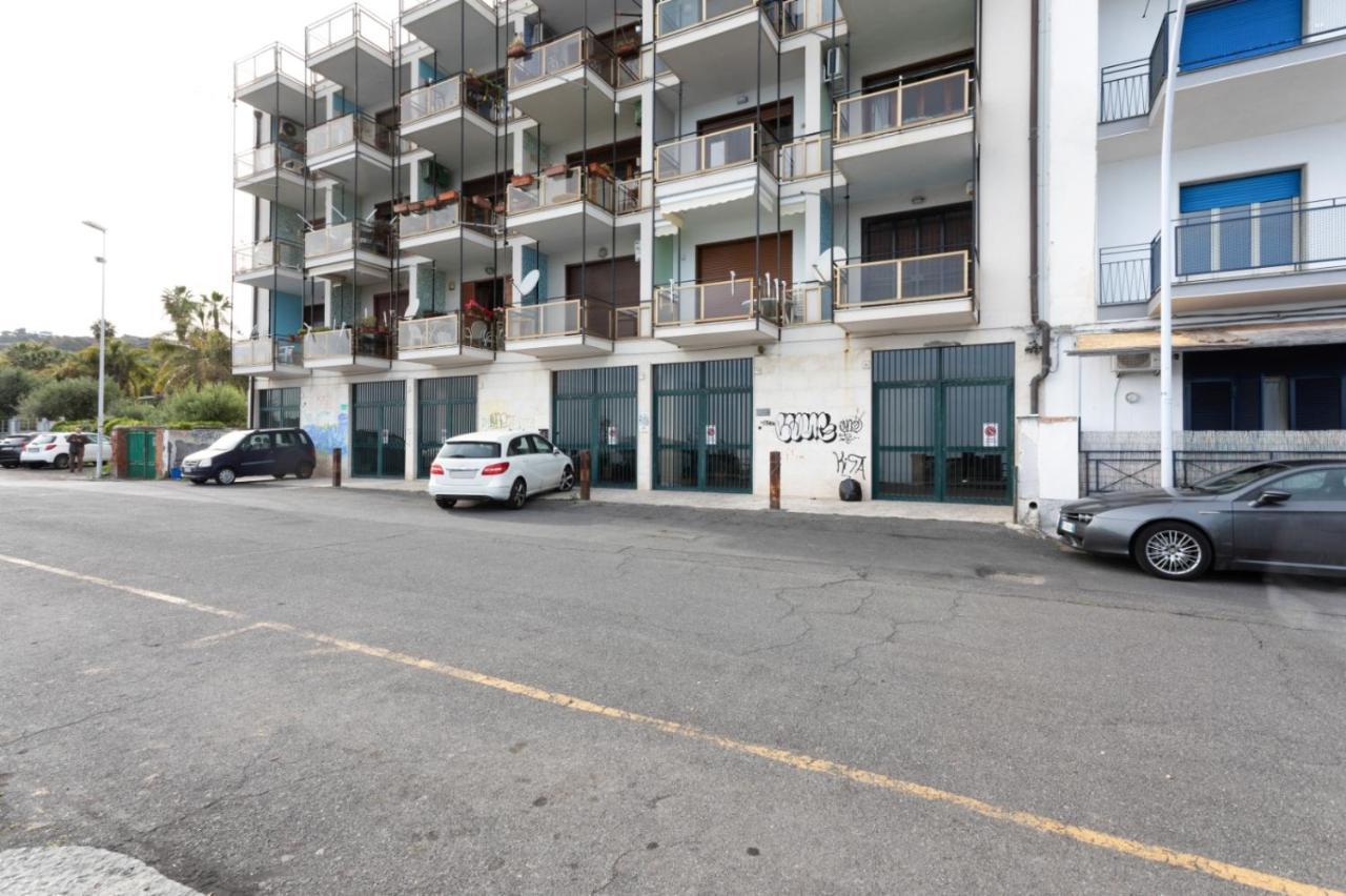 Aci Castello Seaview Apartment With Parking Экстерьер фото