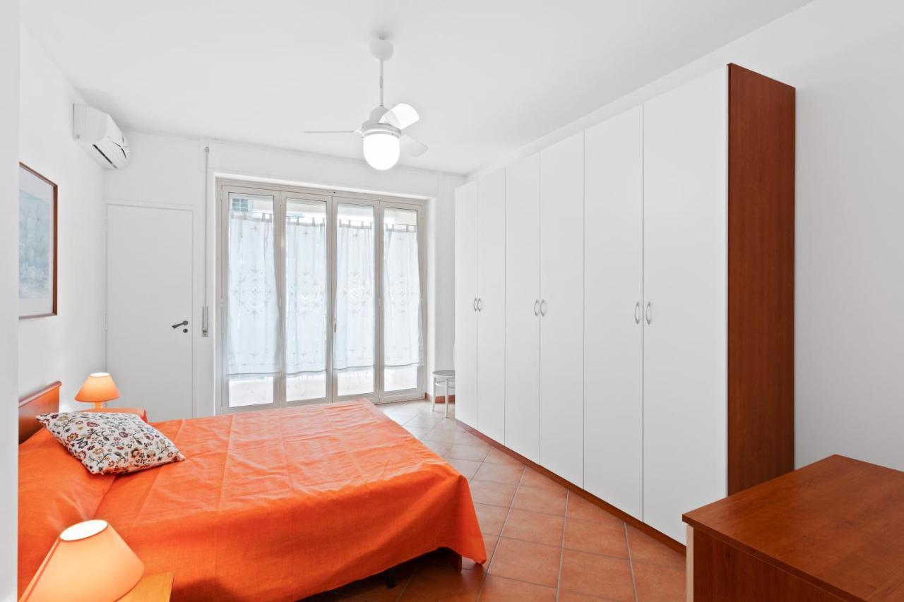 Aci Castello Seaview Apartment With Parking Экстерьер фото